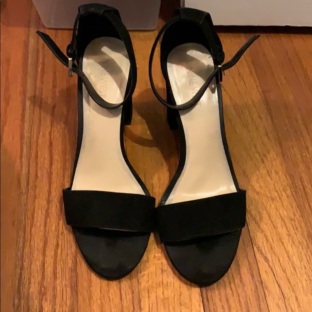 Nine West Nora sandal black suede 8.5